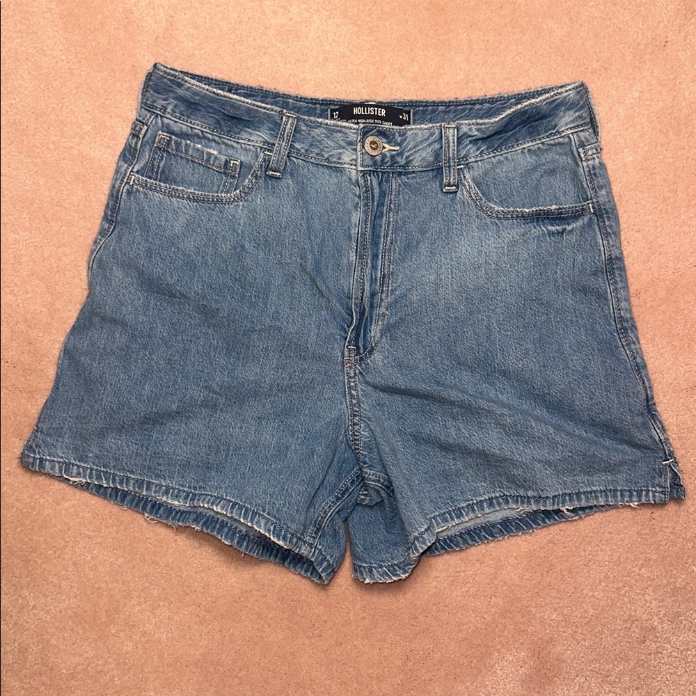 Hollister 100% Cotton Ultra High Rise 90s Denim Shorts Slightly Distressed - Picture 1 of 4